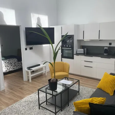 Le Loft - *